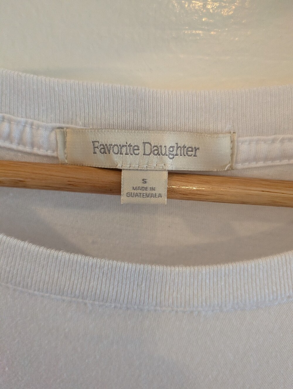 Favorite Daughter Heart Graphic Tee Shirt Top White Short Sleeve Women's Size S - Picture 6 of 15